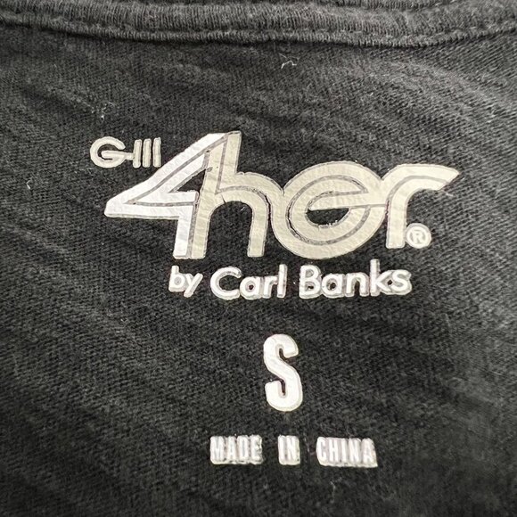 G-111 4Her Women’s V-Neck Blackhawks Short Sleeve Tee Black/Multi Size S - Picture 7 of 8